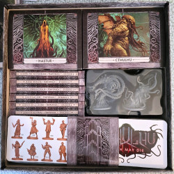 Comprar Cthulhu Death May Die al mejor precio en Jugamos Otra